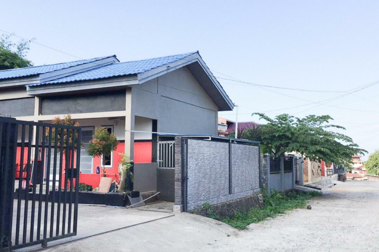 Reddoorz @ Simpang Lima Jupiter Ξενοδοχείο Sorong Εξωτερικό φωτογραφία