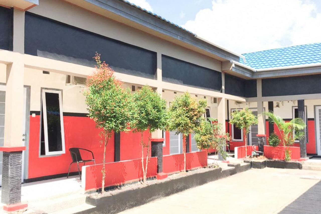 Reddoorz @ Simpang Lima Jupiter Ξενοδοχείο Sorong Εξωτερικό φωτογραφία